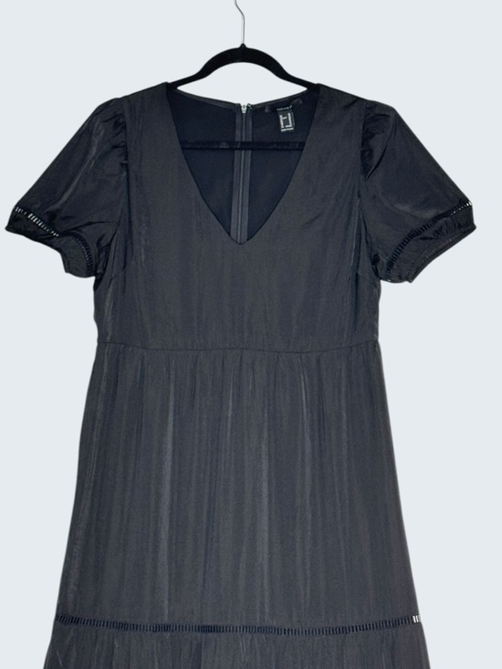 Forever 21 Women's Black Maxi Short Sleeve Crochet Lace Tiered Dress Size XL - Picture 3 of 12